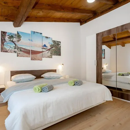 Holiday home Tranquil In With Private Swimming Pool Labin (Istria)